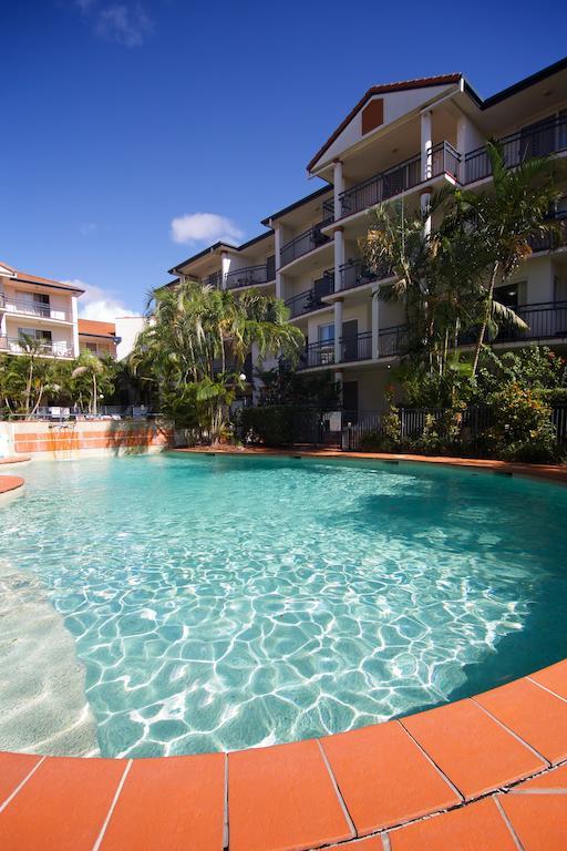 Blue Water Bay Villas Gold Coast Kültér fotó