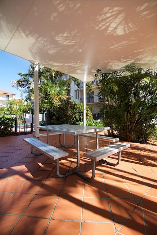 Blue Water Bay Villas Gold Coast Kültér fotó