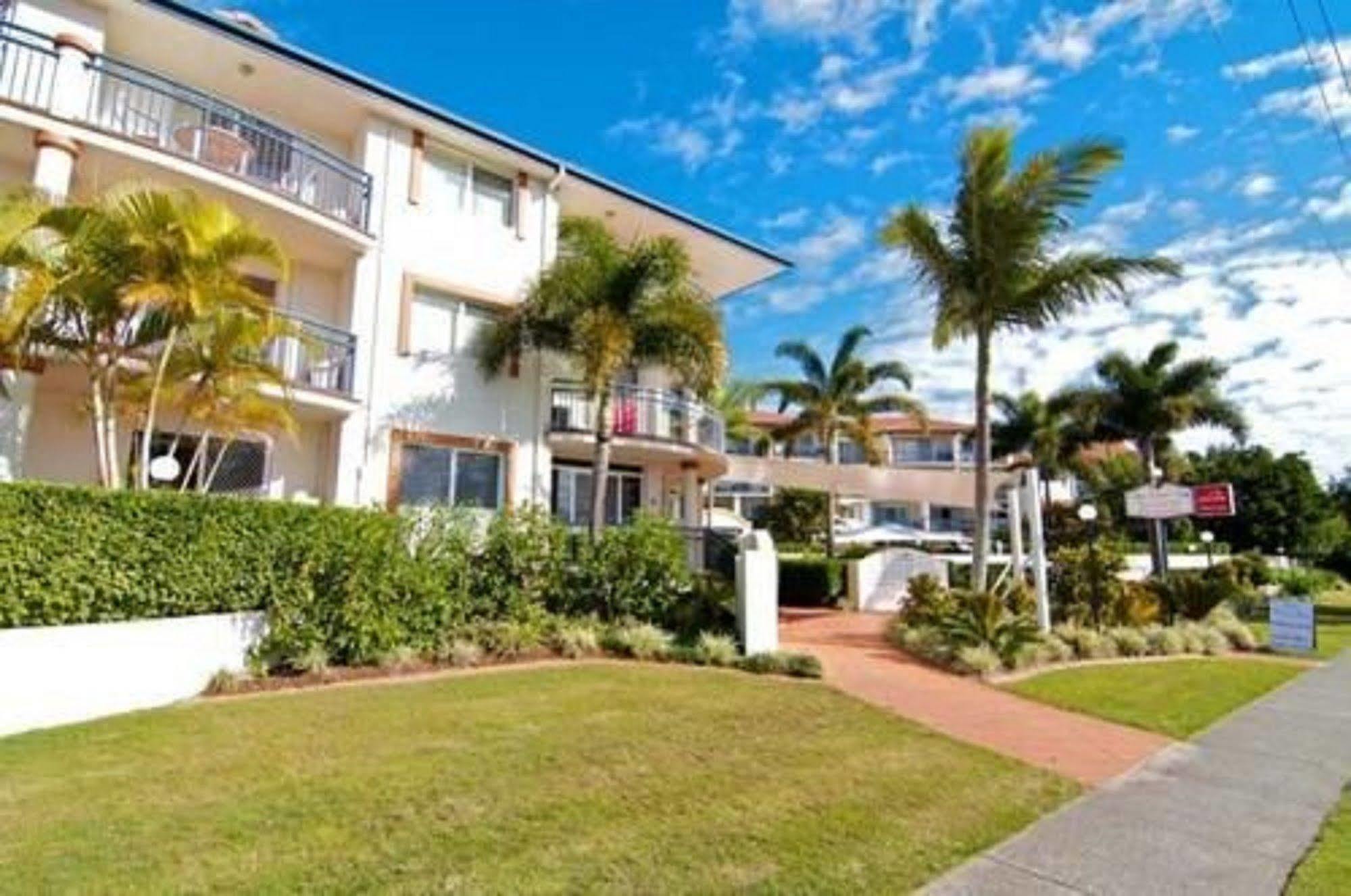 Blue Water Bay Villas Gold Coast Kültér fotó